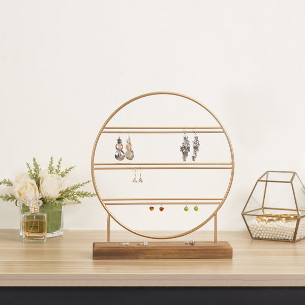 Round on sale jewelry display